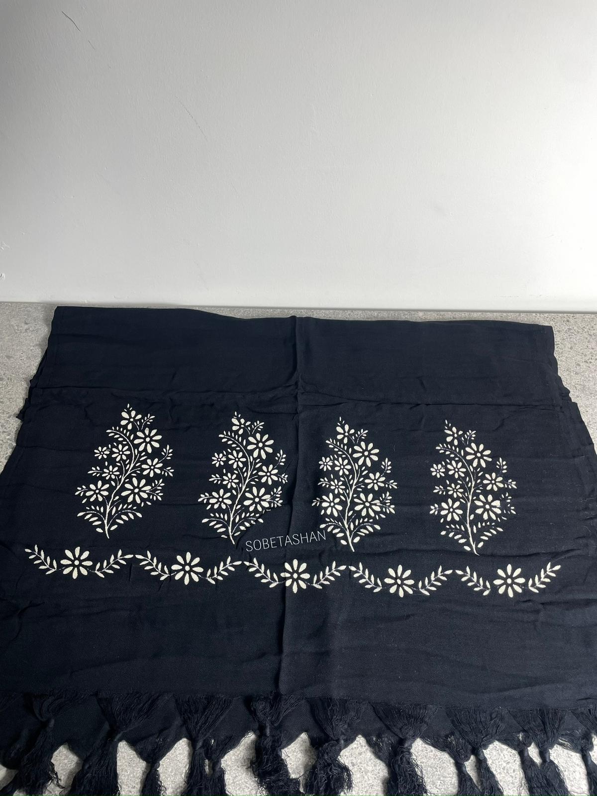 Siyah Minimal Desenli Şal