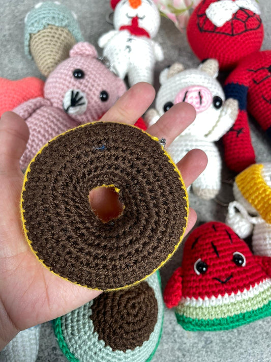 El Yapımı Örgü Donut Anahtarlık