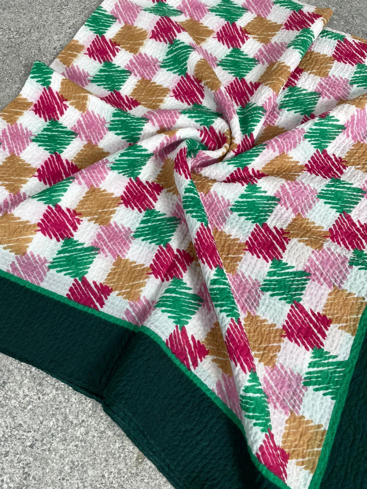 Yeşil Kraş Dokulu Renkli Geometrik Desenli Yazma