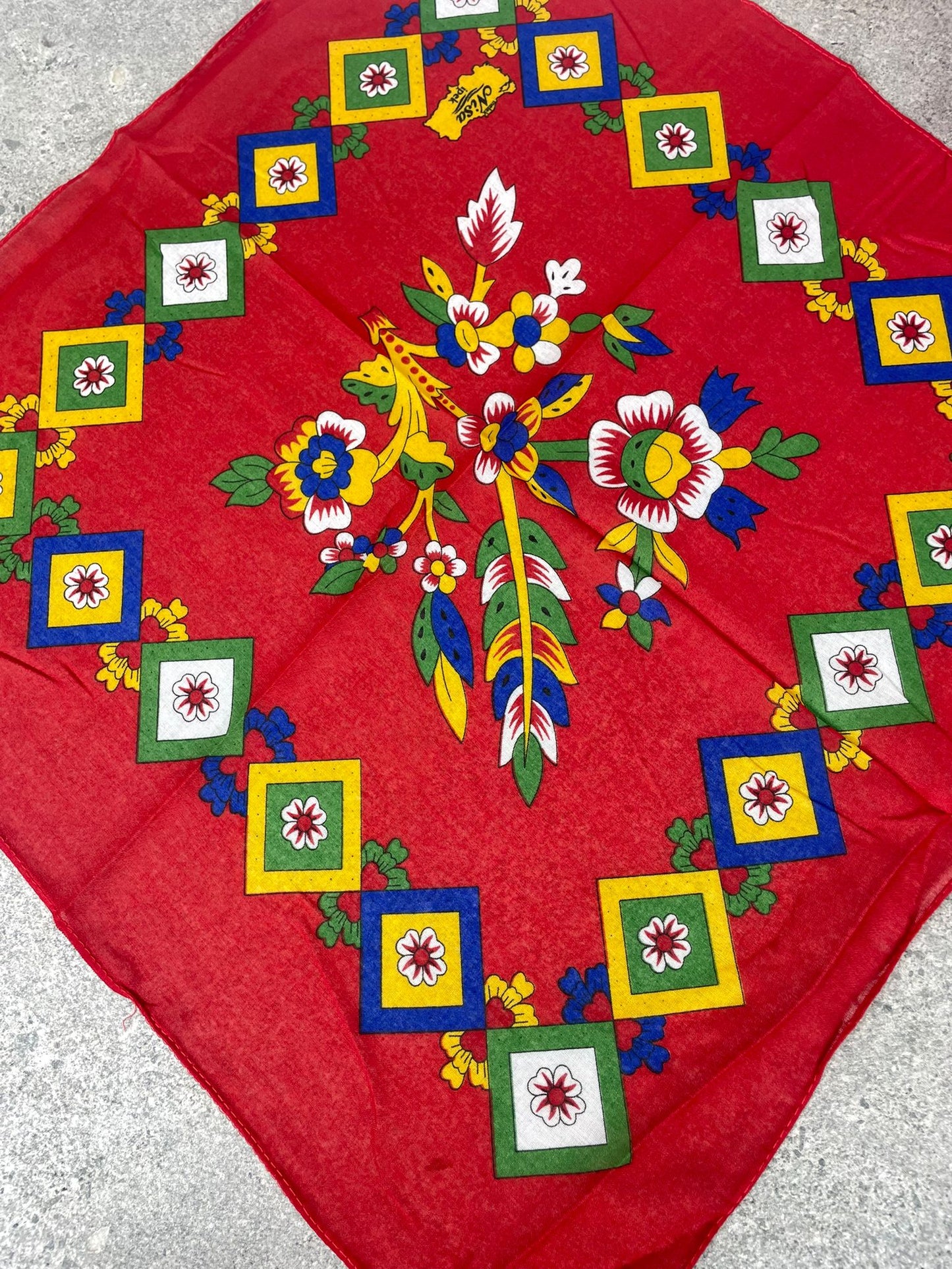 Kırmızı Çengelköy Desen Bandana – 55×55 cm