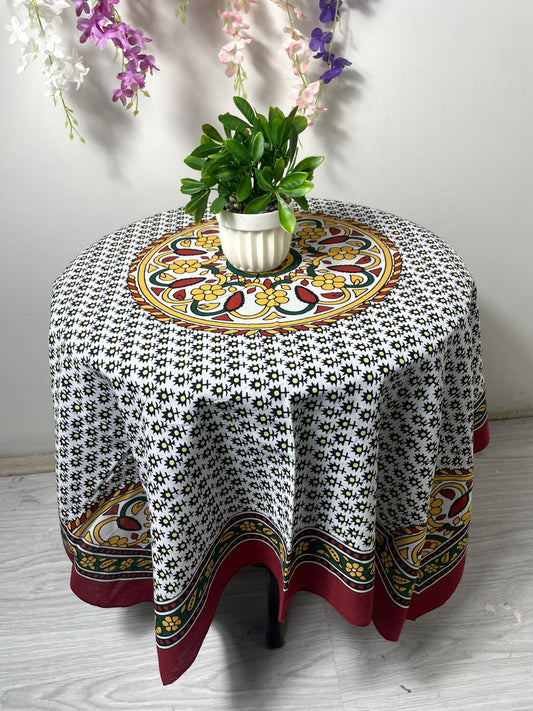 Etnik Desenli Fiskos Örtüsü 110x110 cm – Dekoratif ve Şık Tasarım