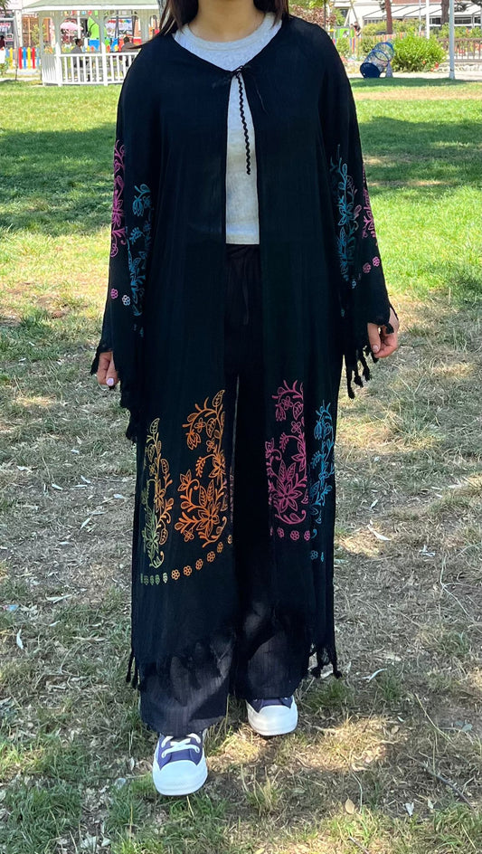 Siyah Renkli Çiçek Desenli Kaftan Kimono