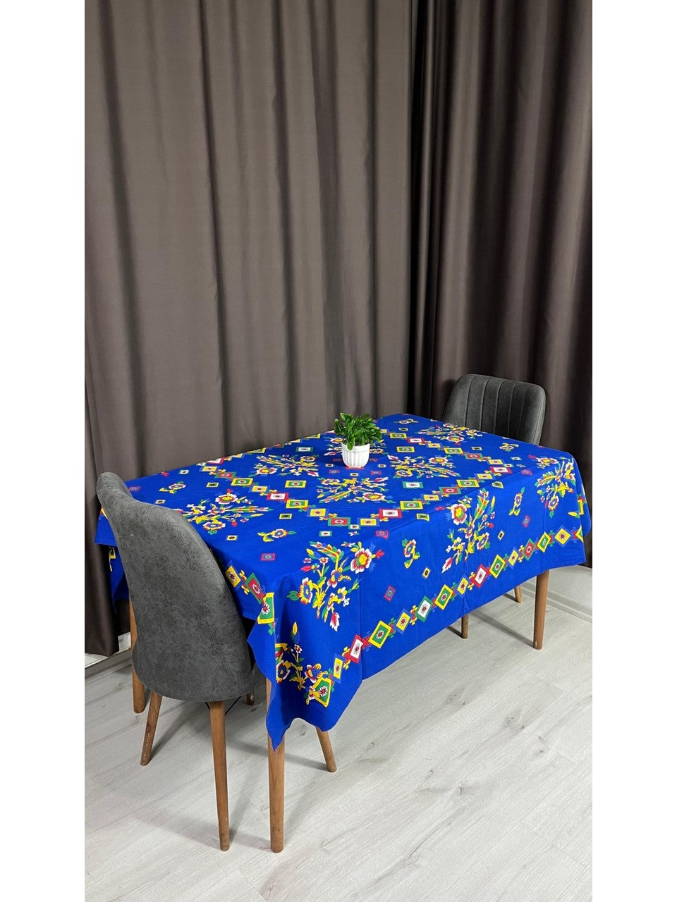 Yöresel Tokat Çiçek Desenli 170x170 Kare Masa Örtüsü - Mavi