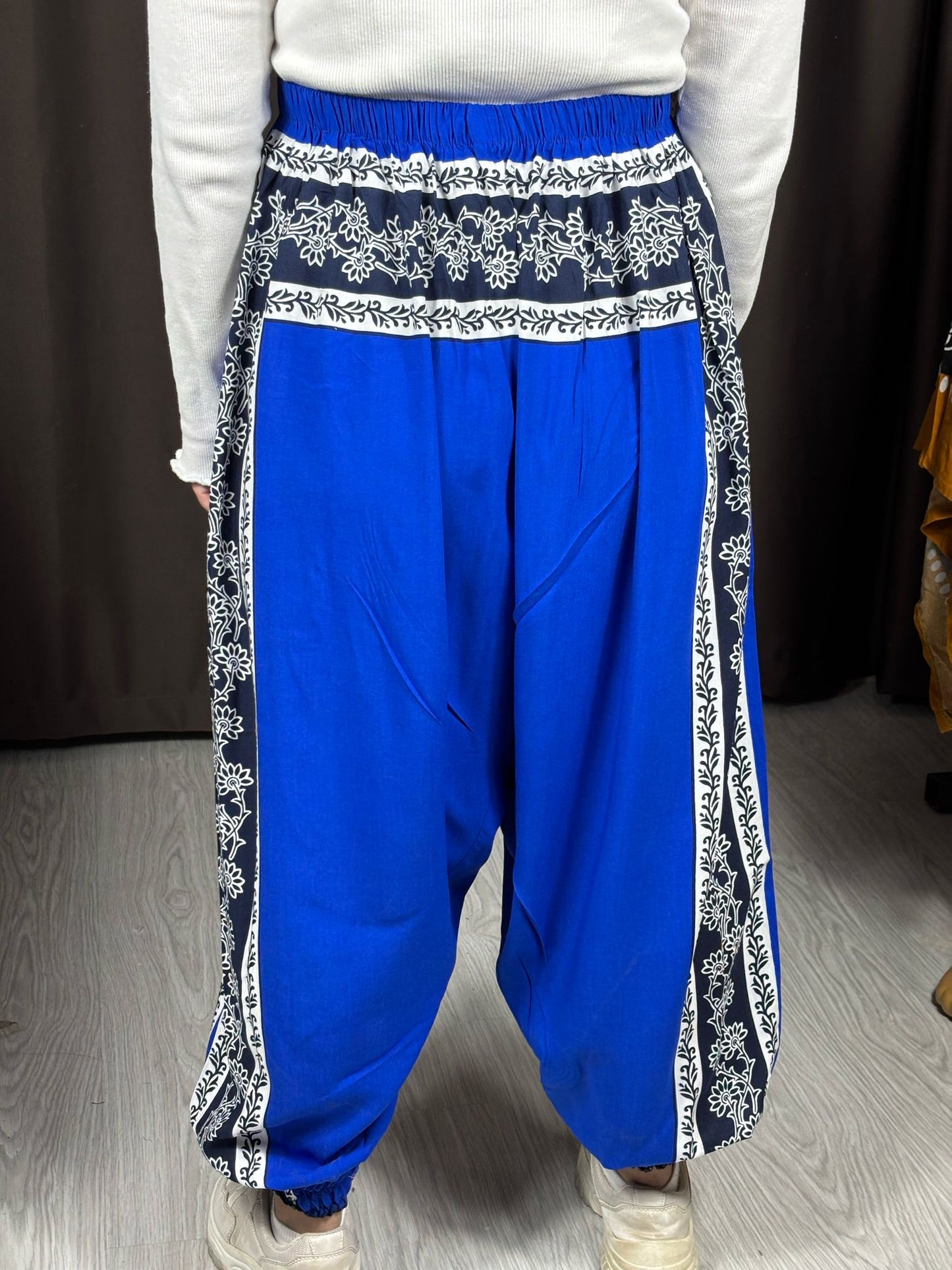 Mavi Etnik Desenli Rahat Kesim Şalvar