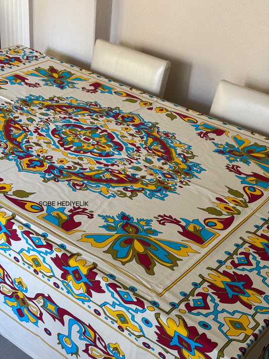 Krem Etnik Motifli Dikdörtgen Masa Örtüsü – 230×175 cm