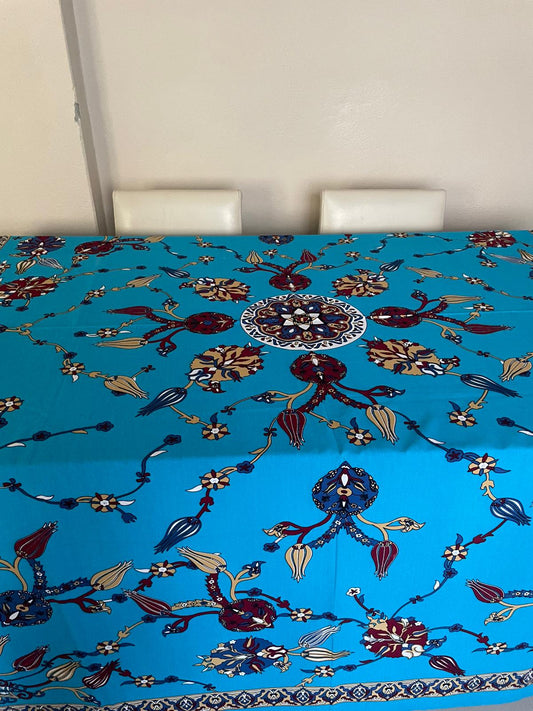 Mavi Desenli Dikdörtgen Masa Örtüsü – 230×175 cm
