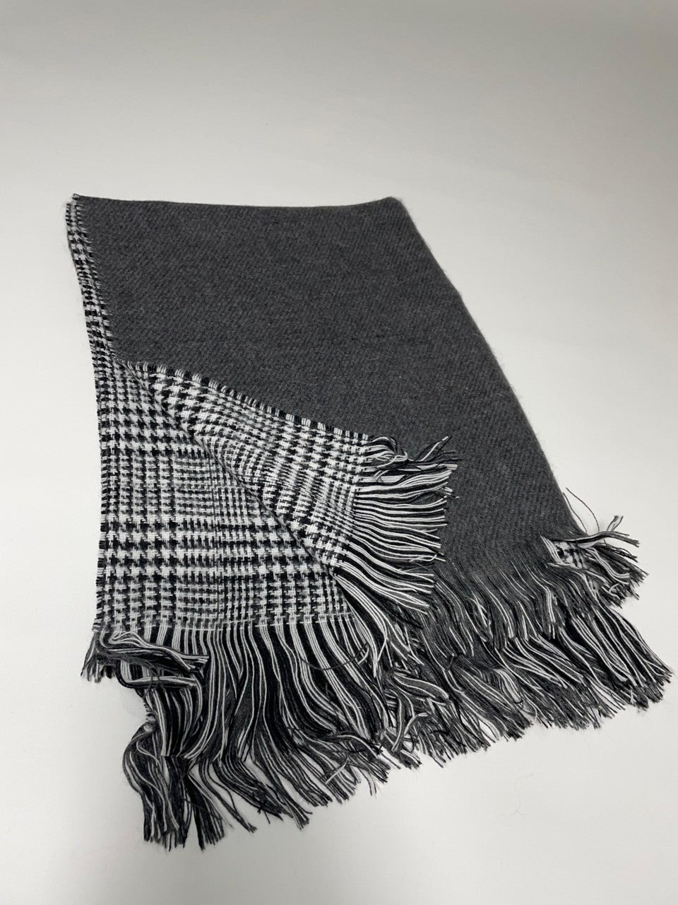 Kışlık Yünlü Çift Taraflı Ekose Şal - Gri