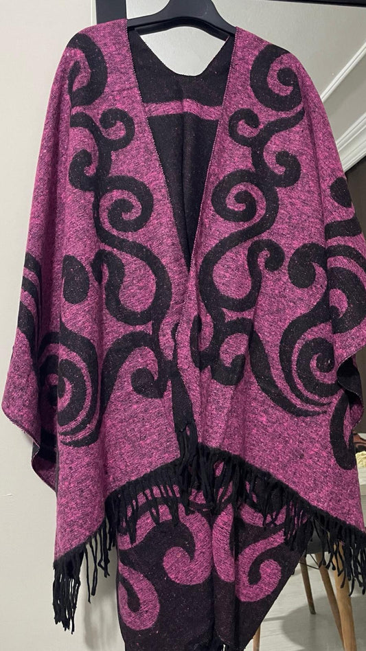 Pembe Çift Taraflı Yünlü Desenli Kadın Panço