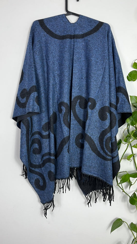 Mavi Çift Taraflı Yünlü Kadın Panço