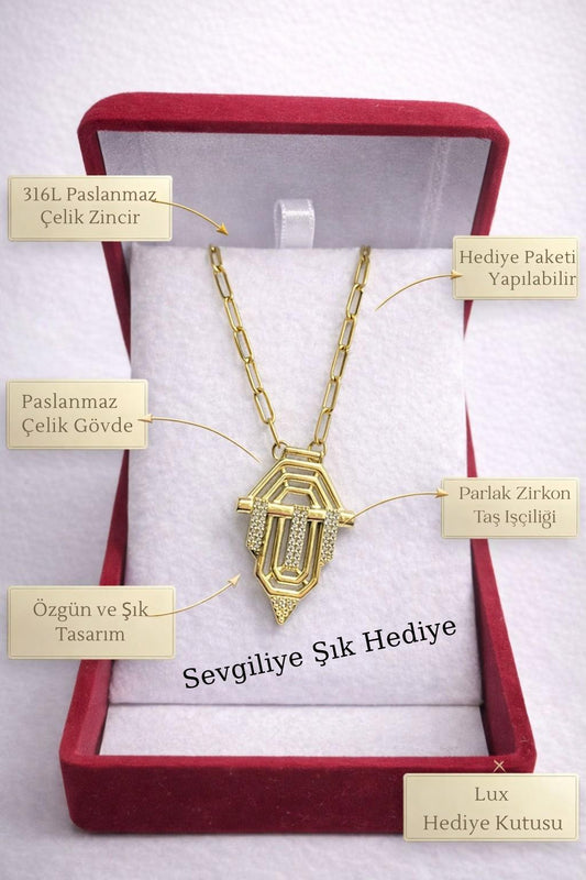 Geometrik Figürlü Kolye – Zirkon Taşlı, Kadife Kutulu Kadın Kolye