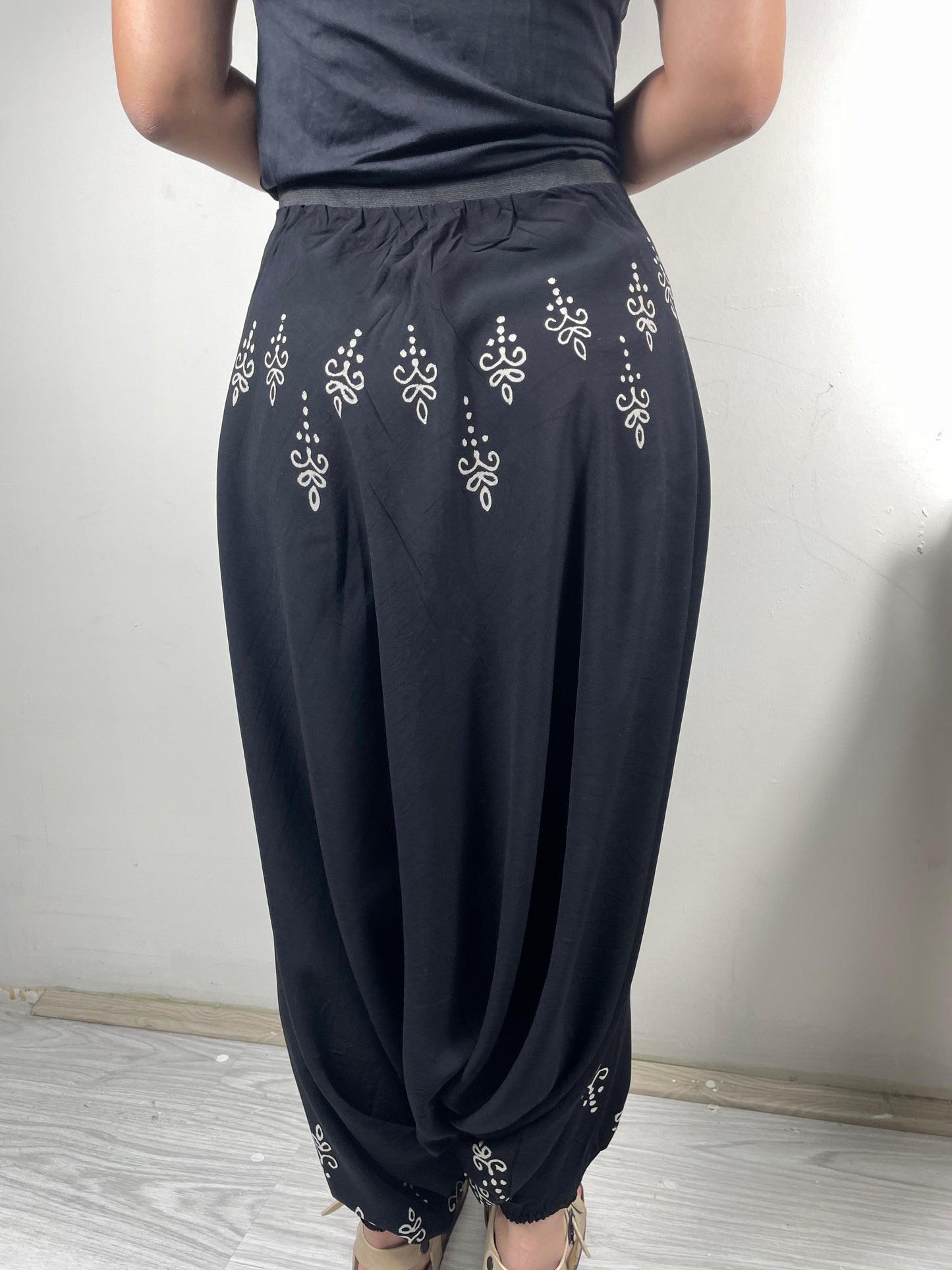 Tahta Baskı Desenli Ağı Düşük Adana Şalvar