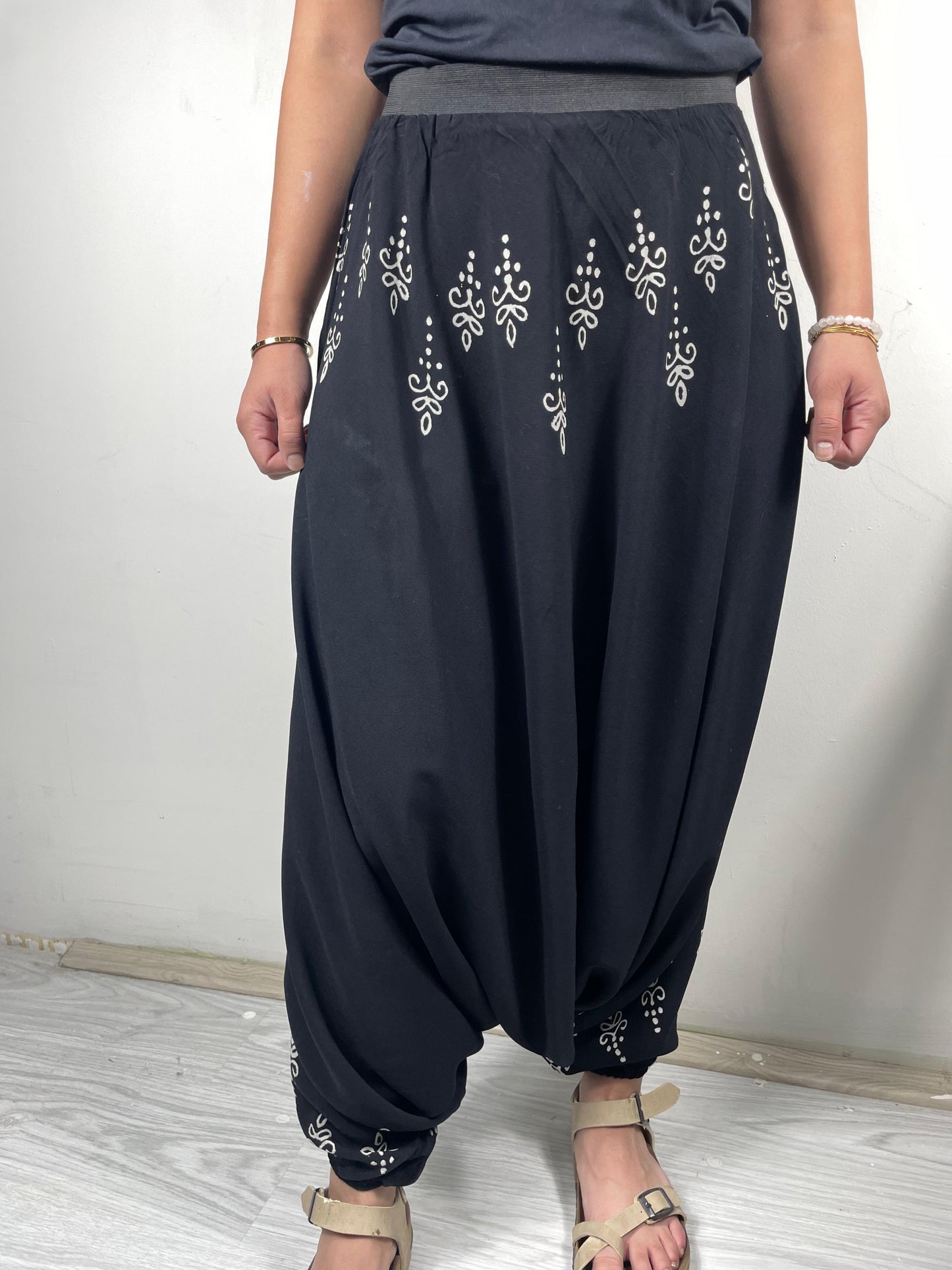 Tahta Baskı Desenli Ağı Düşük Adana Şalvar