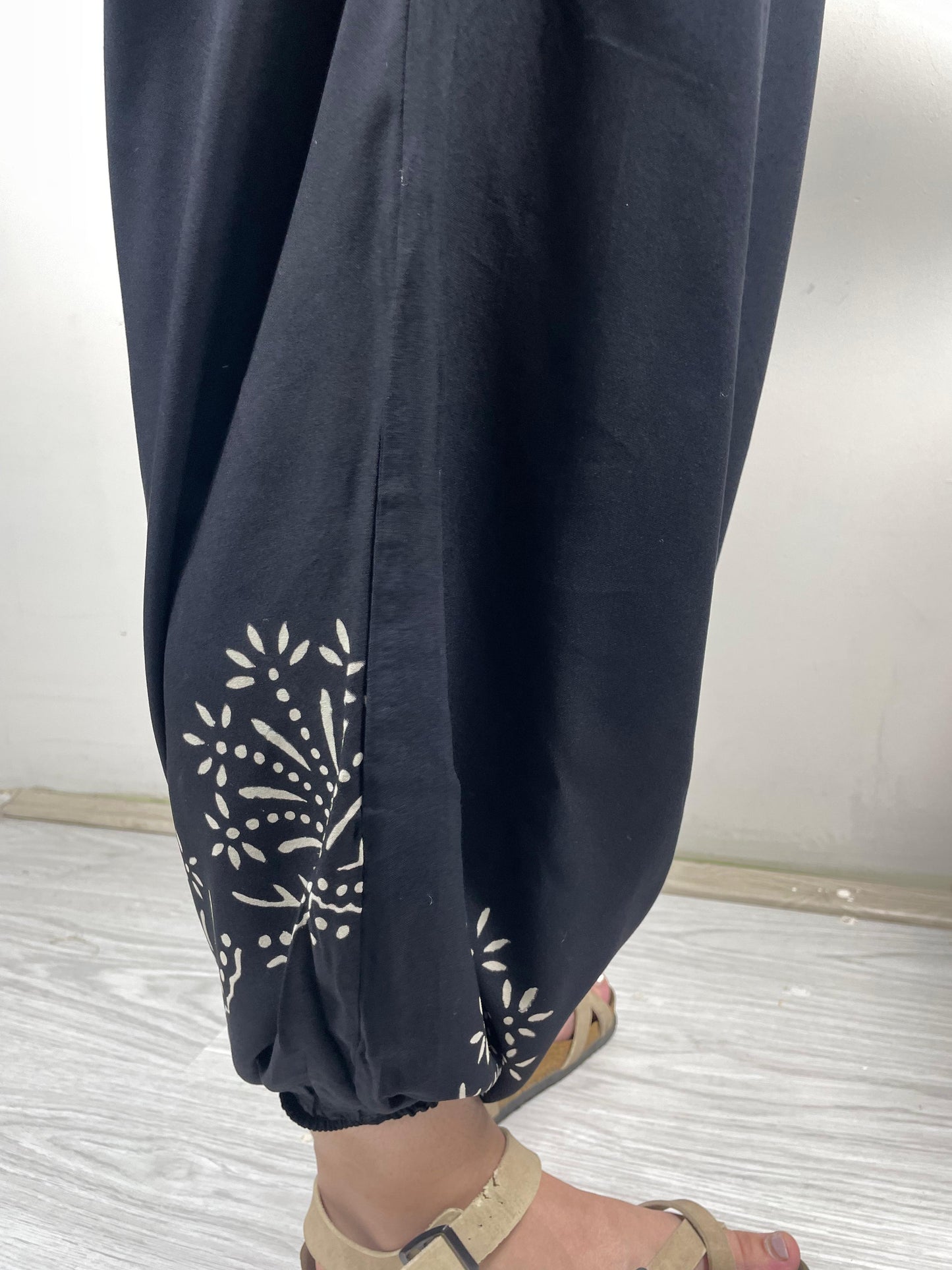 Tahta Baskı Etnik Desenli Ağı Düşük Adana Şalvarı