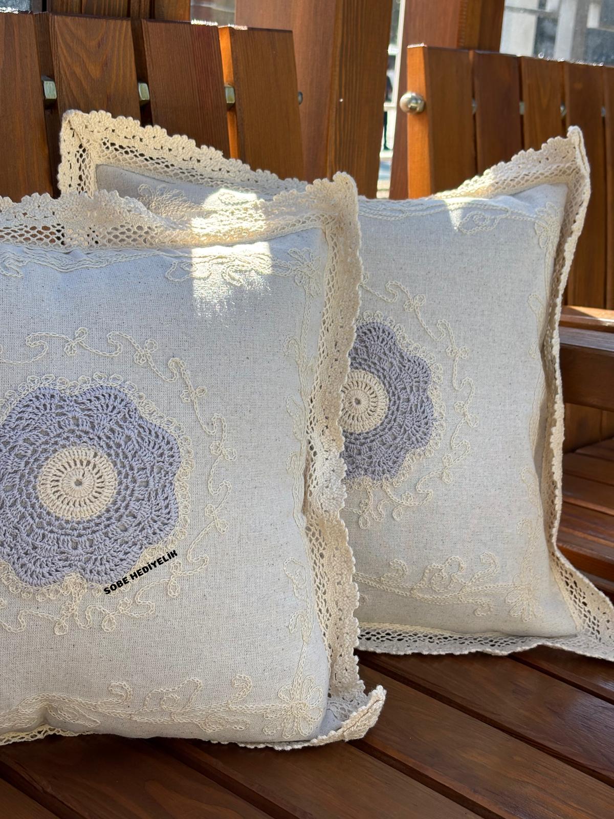 Keten Kırlent Kılıfı 40x40 cm – Dantelli & Örgü Detaylı Dekoratif Yastık Kılıfı