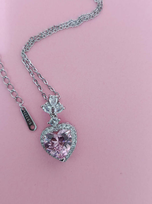 Kalp Kolye – Kadife Kutulu Kadın Kolye