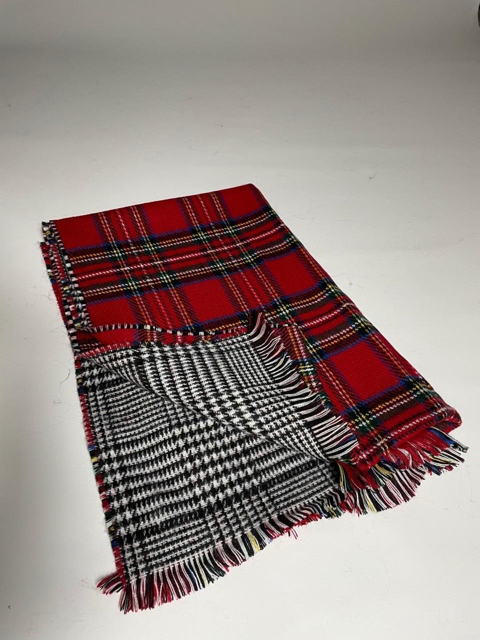 Kışlık Çift Taraflı Yünlü Şal