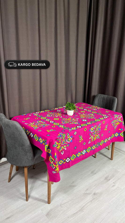 Yöresel Çiçek Desenli 170x170 Kare Masa Örtüsü - Pembe