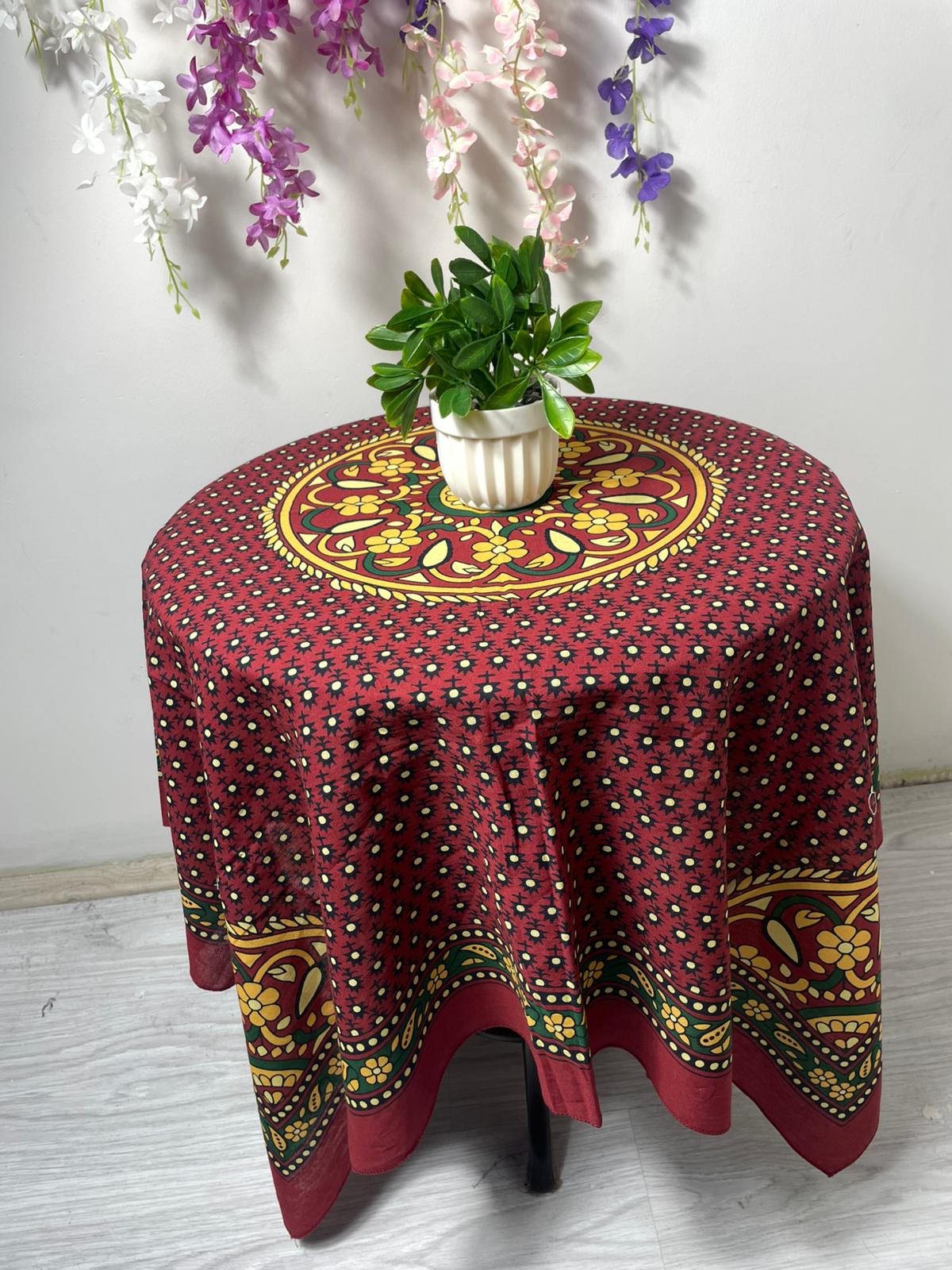 Etnik Desenli Fiskos Örtüsü 110x110 cm –  Dekoratif ve Şık Tasarım