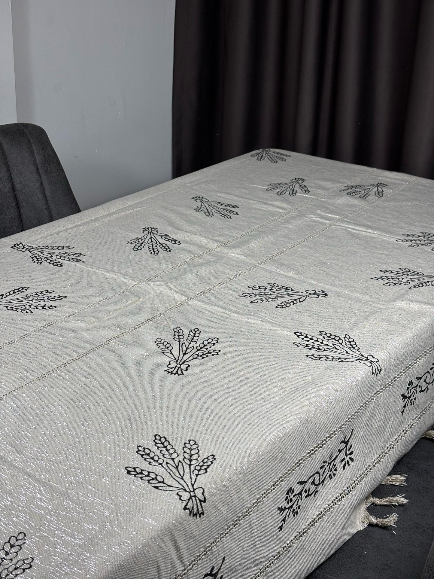 Lavanta Desenli Dokuma Kumaş Dikdörtgen Tahta Baskı Masa Örtüsü