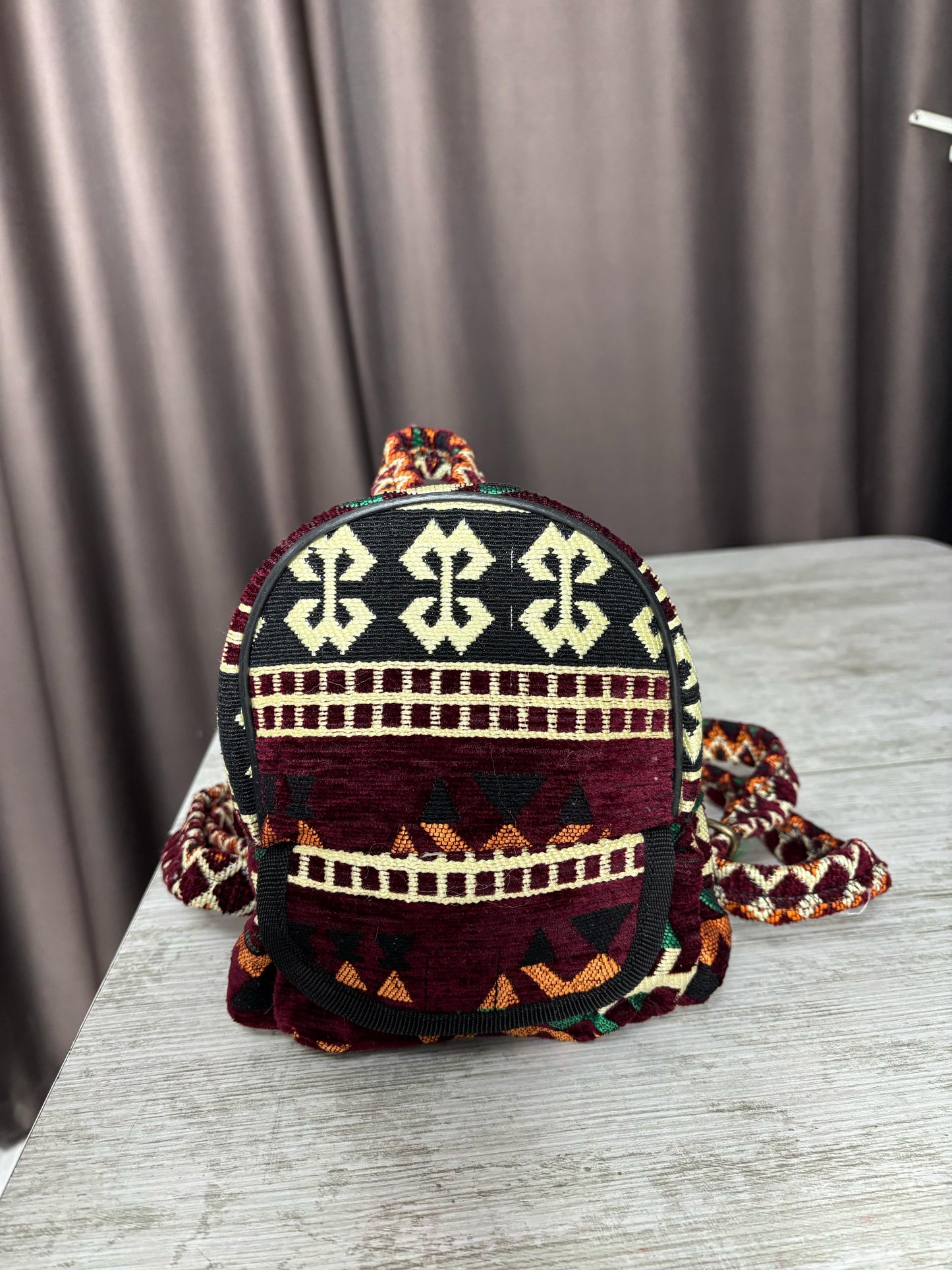 Etnik Desenli Mini Sırt Çantası – Kilim Dokuma