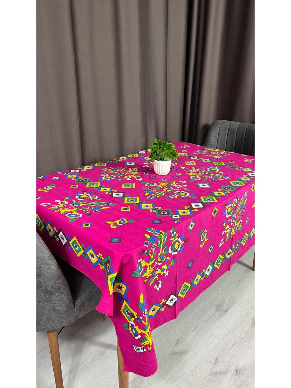 Yöresel Tokat Çiçek Desenli 170x170 Kare Masa Örtüsü - Pembe