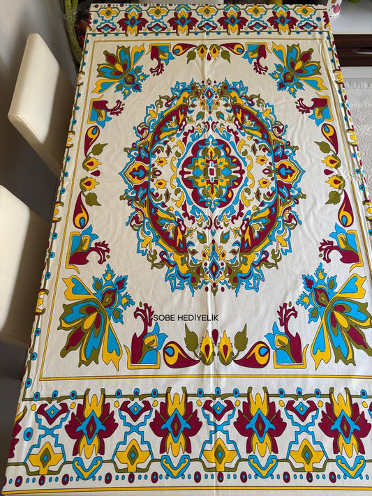 Krem Etnik Motifli Dikdörtgen Masa Örtüsü – 230×175 cm