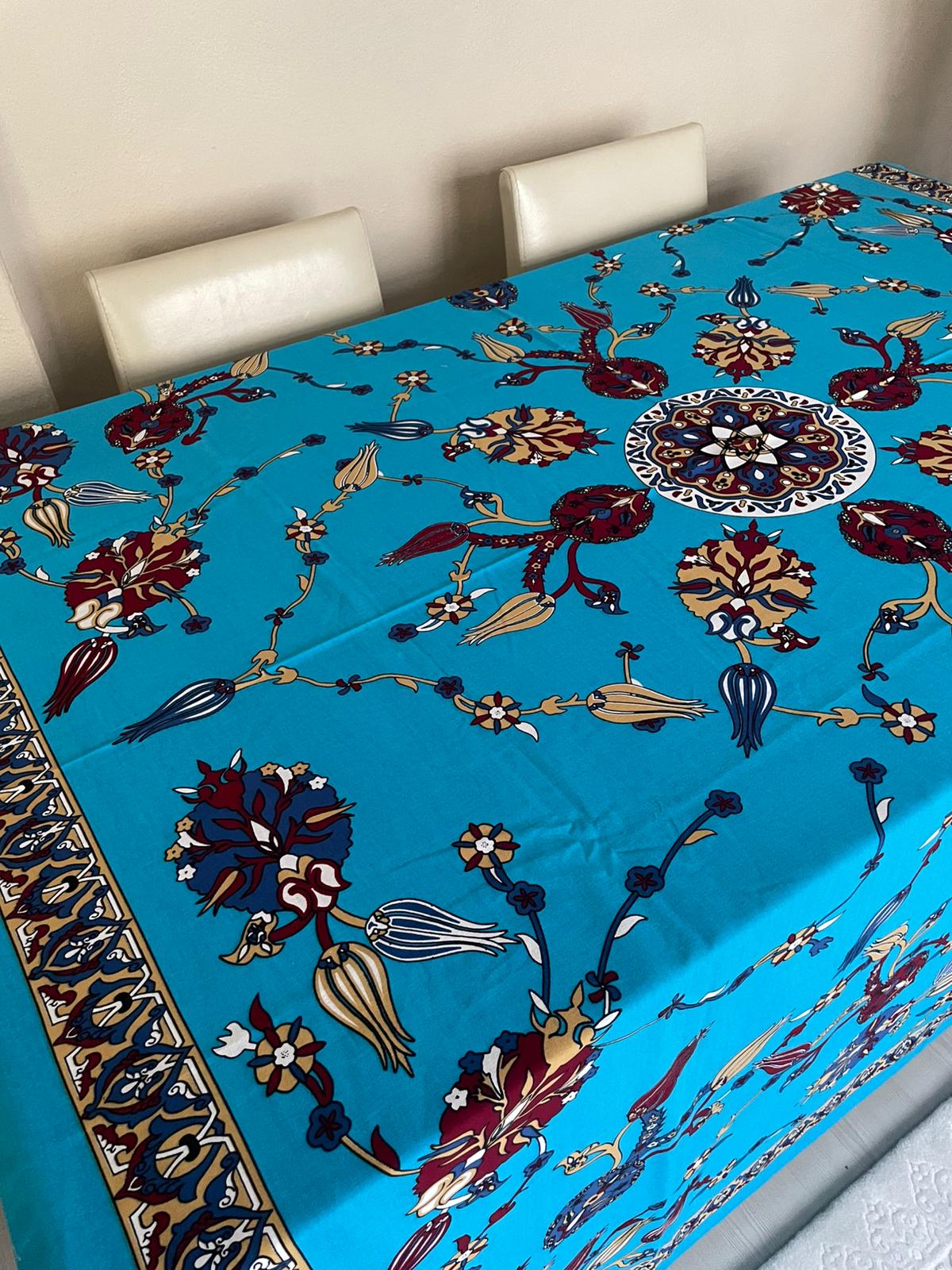 Mavi Desenli Dikdörtgen Masa Örtüsü – 230×175 cm