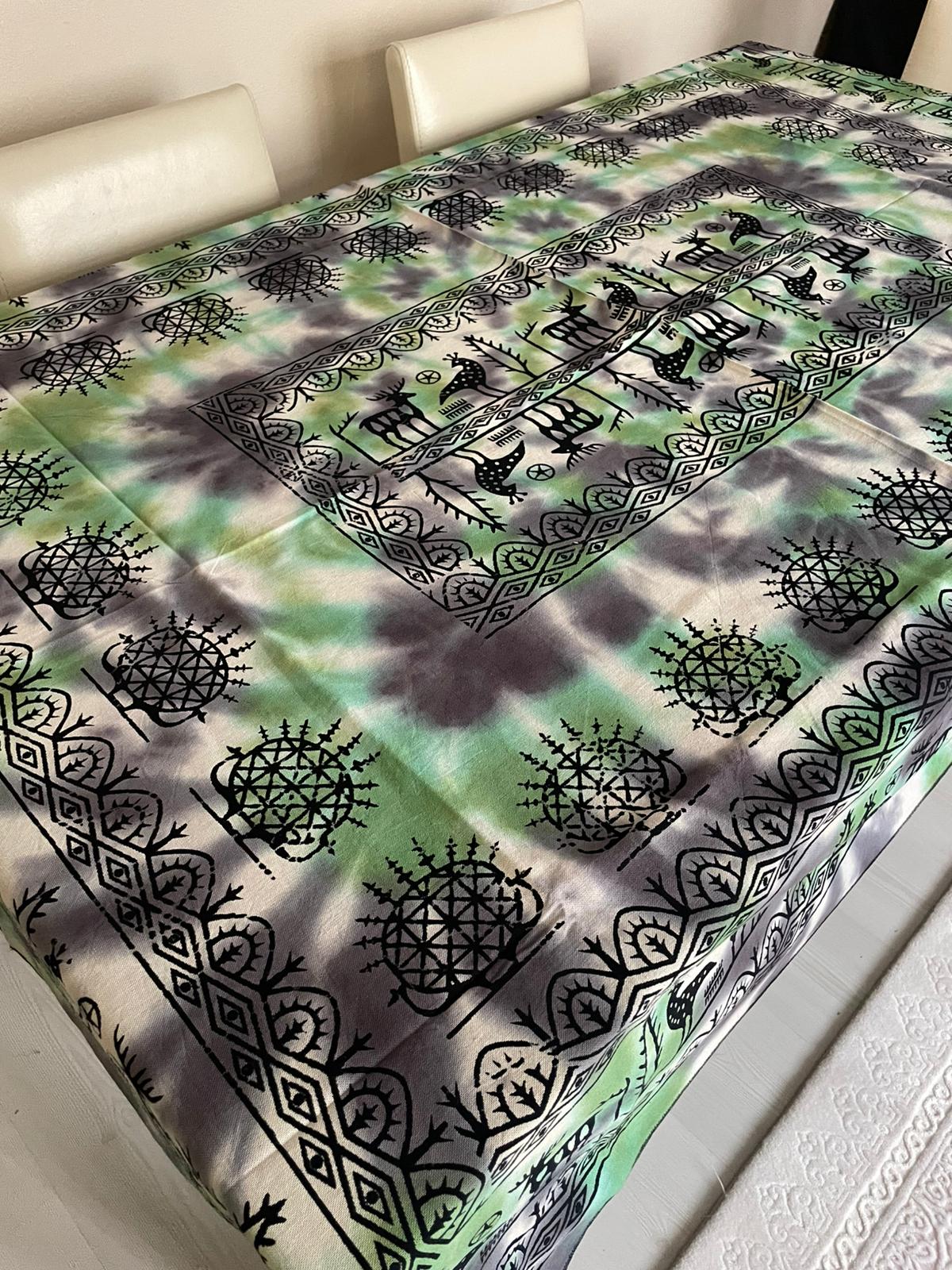 Batik Etnik Desenli Dikdörtgen Masa Örtüsü 220x150 cm