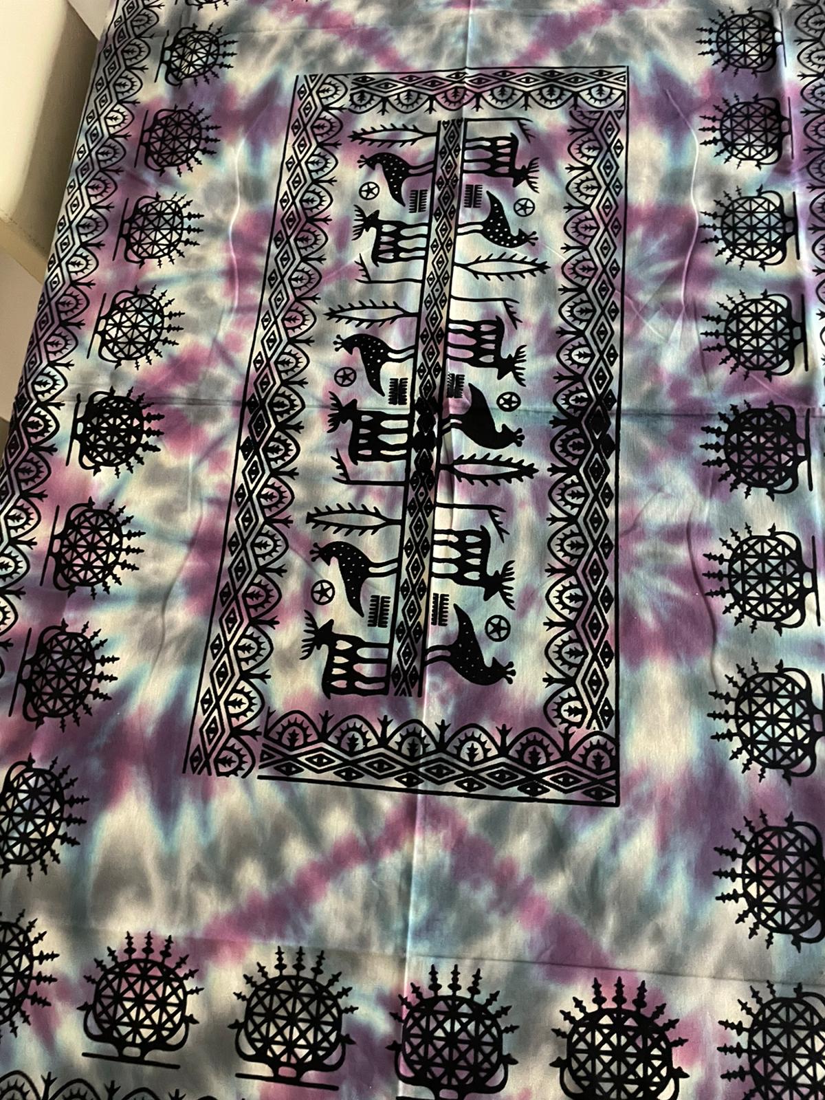 Batik Etnik Desenli Dikdörtgen Masa Örtüsü 220x150 cm