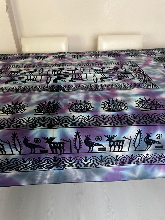 Batik Etnik Desenli Dikdörtgen Masa Örtüsü 220x150 cm