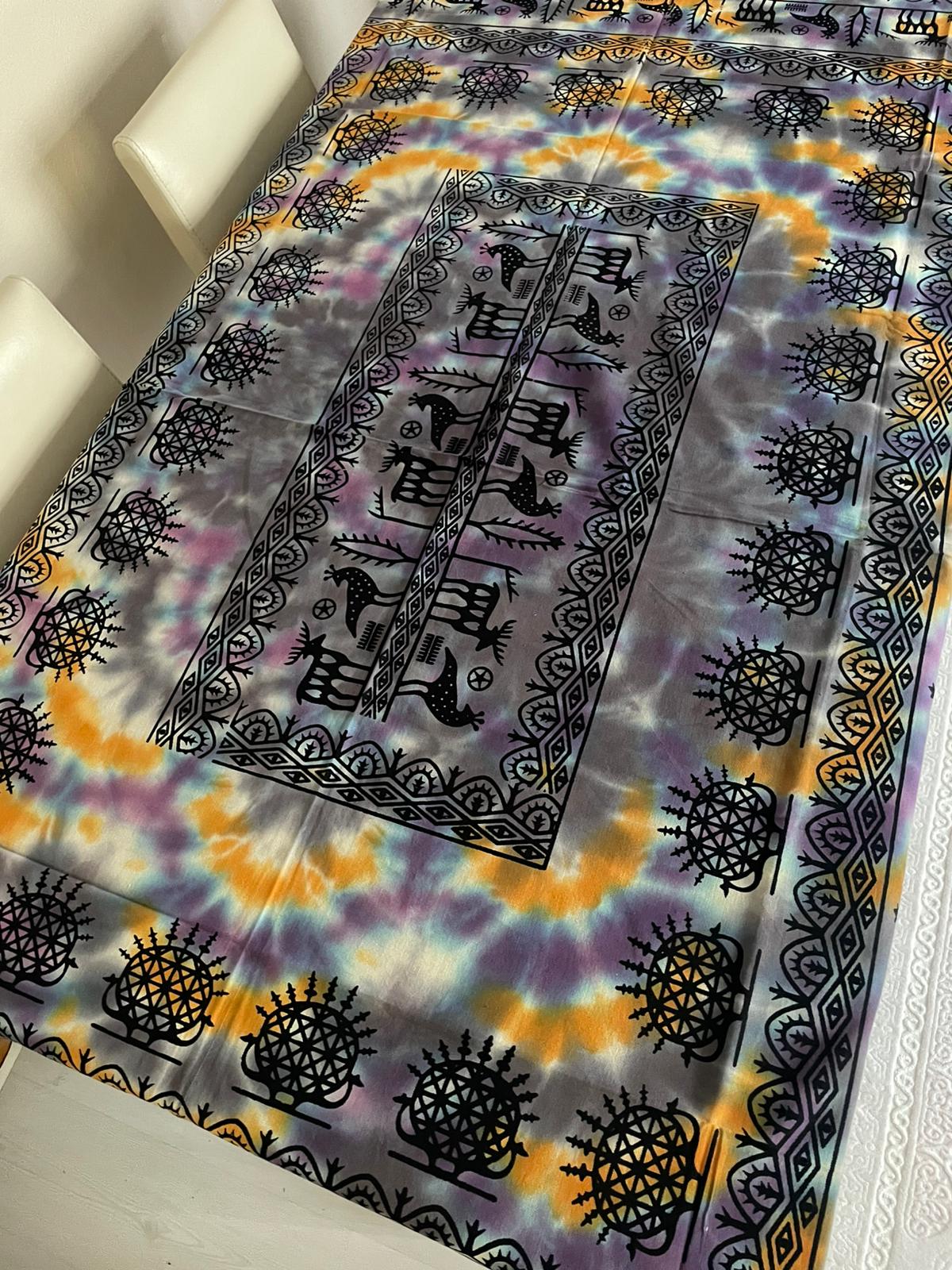 Batik Etnik Desenli Dikdörtgen Masa Örtüsü 220x150 cm