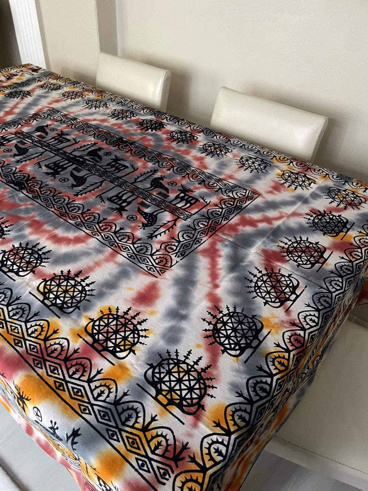 Batik Etnik Desenli Dikdörtgen Masa Örtüsü 220x150 cm