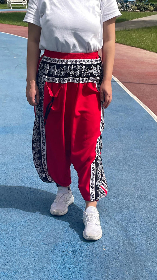 Etnik Desenli Rahat Kesim Şalvar - Kırmızı Cepli