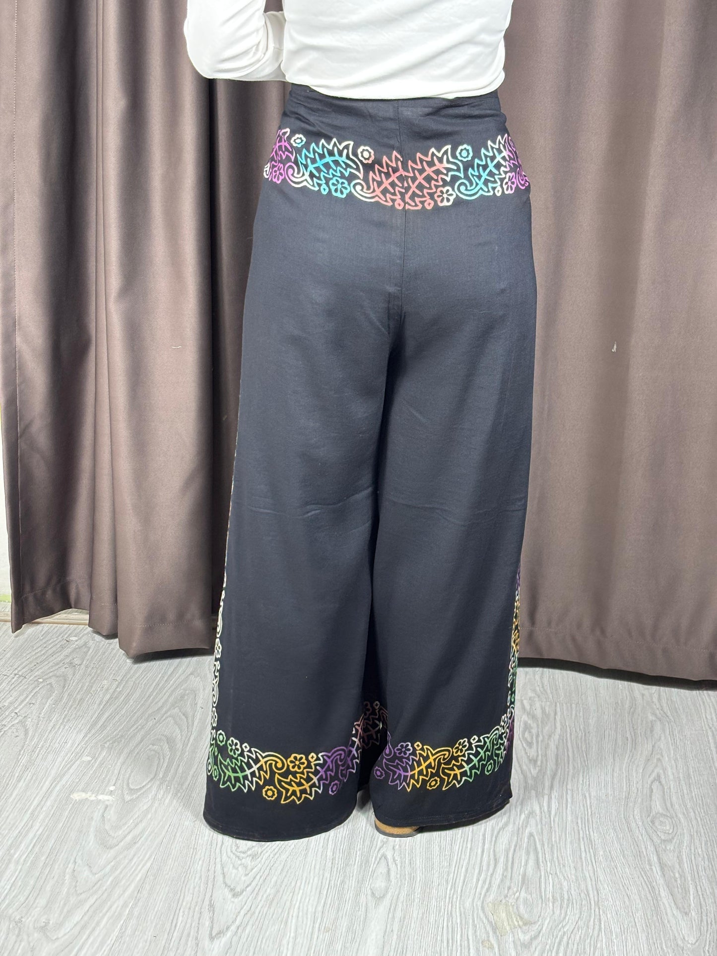 Bağlamalı Bulmaca Pantolon – Etnik Desenli, 34-42 Beden Uyumlu