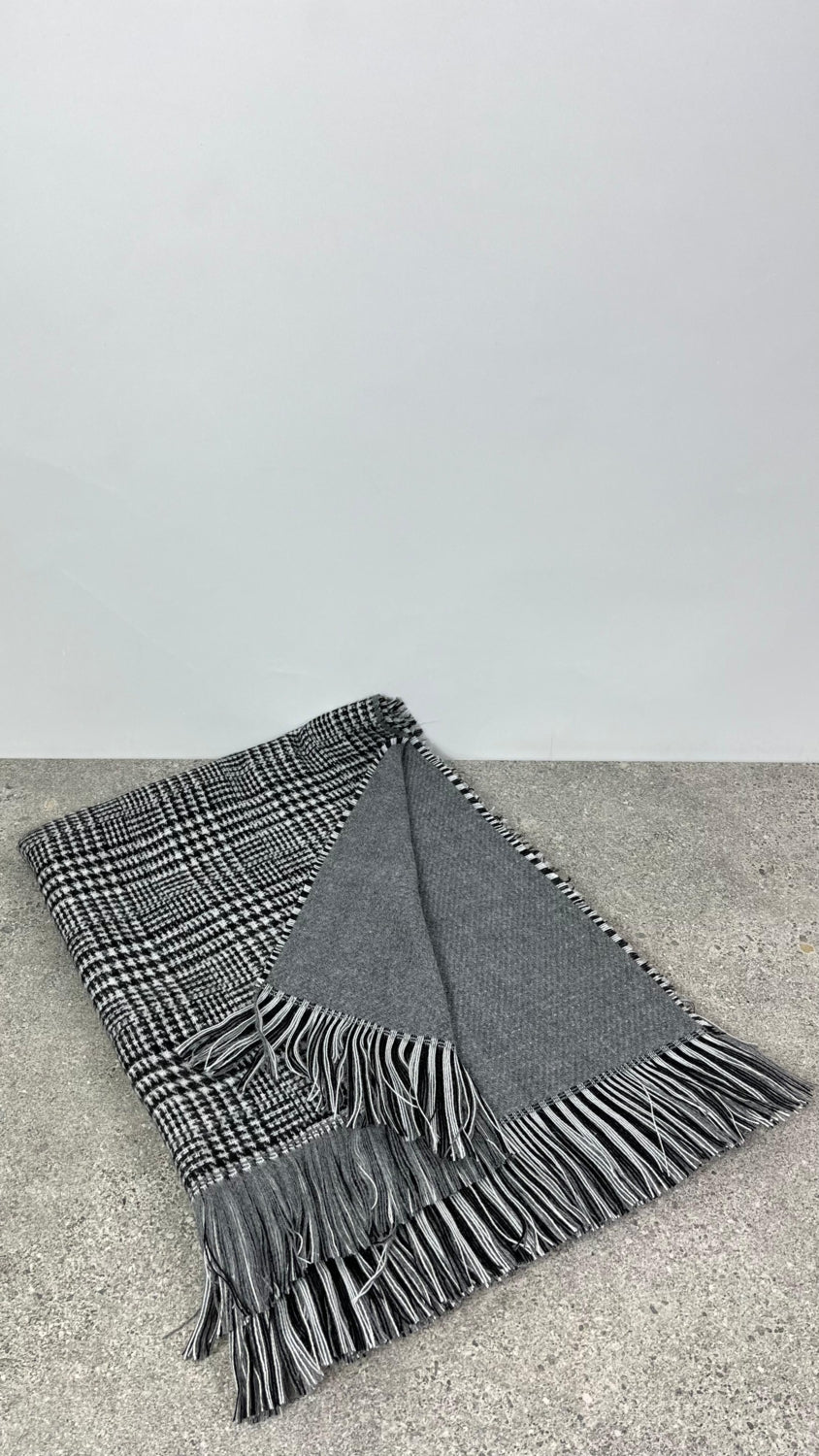 Kışlık Yünlü Çift Taraflı Ekose Şal - Gri