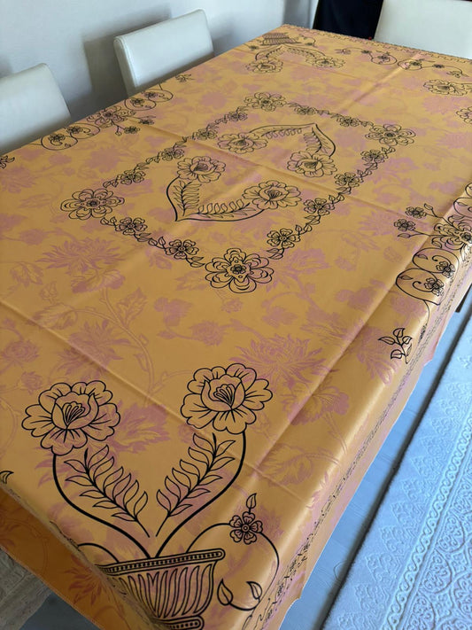Çiçek Desenli  Dikdörtgen Masa Örtüsü 220x150 cm